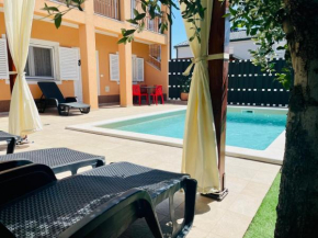Boutique Apartment with private pool